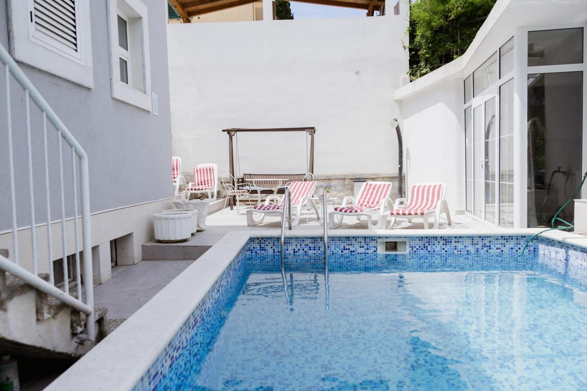Vibe With Pool Villaer *